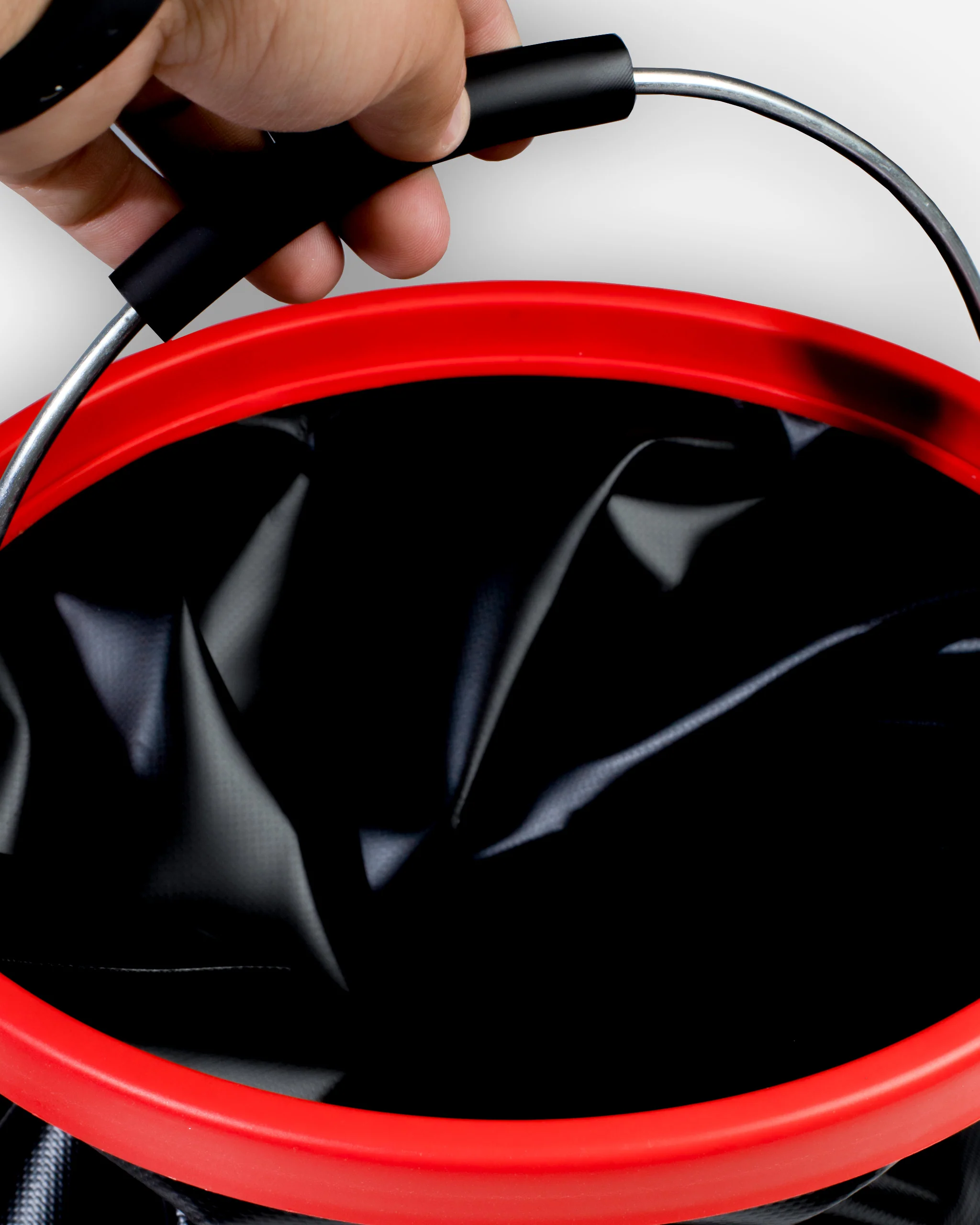Adam's Collapsible 5 Gallon Bucket 3 Adam's Collapsible 5 Gallon Bucket